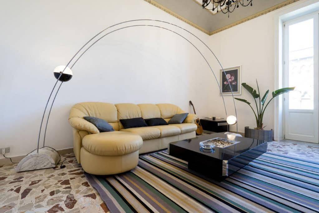 B&B Palazzo Del Sale Syracuse ภายนอก รูปภาพ